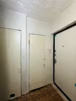 На 26-квартале предлагаем 4-комнатную квартиру на 2-этаже