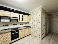 В нижнем Центр-3 предлагаем 3-комнатную квартиру на 2-этаже