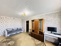 На 28-квартале предлагаем 2-комнатную квартиру на 3-этаже