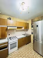 В нижнем Центр-3 предлагаем 2-комнатную квартиру на 4-этаже