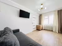 На 30-квартале предлагаем 3-комнатную квартиру на 1-этаже