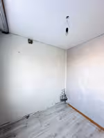 На 31-квартале предлагаем 2-комнатную квартиру на 2-этаже