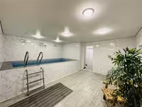 На 1-квартале предлагаем комерческий комплекс