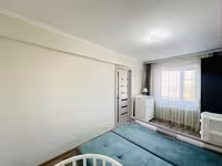 На 28-квартале предлагаем 2-комнатную квартиру на 2-этаже