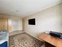 На 30-квартале предлагаем 2-комнатную квартиру на 5-этаже