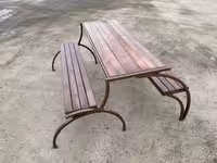 Скамейки из металла и дерева