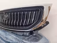 Решетка радиатора Geely Emgrand
