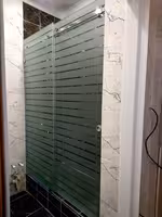 Душевые ограждения и кабины
