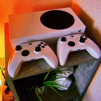 XBOX Series S 512Gb SSD + 2 оригинал геймпада \ магазин GAMEtop