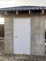Двери входные металлические